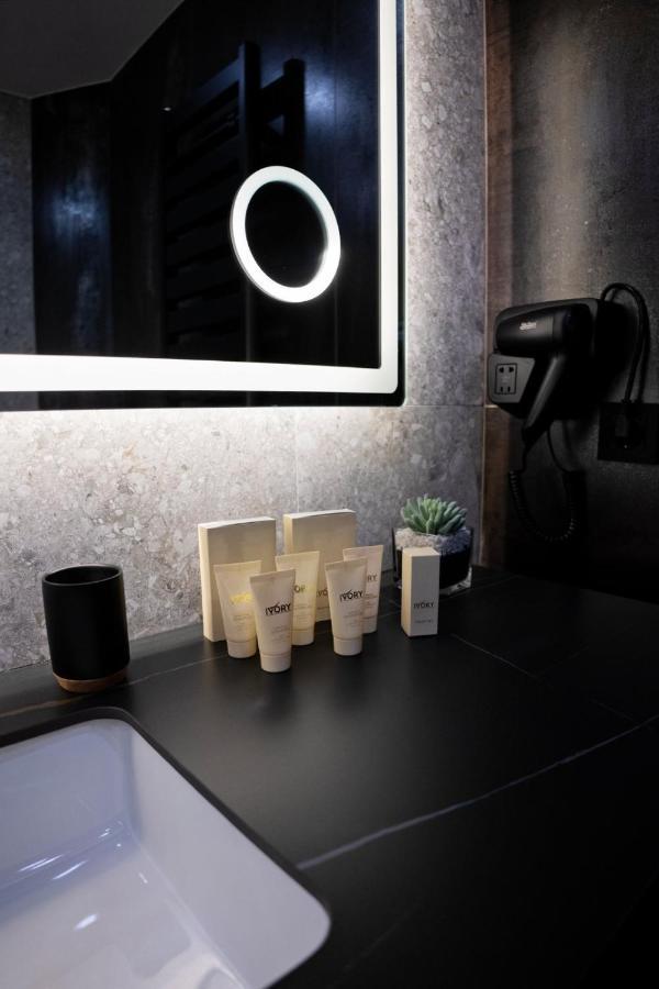 Mm Boutique Hotel Burgas ภายนอก รูปภาพ