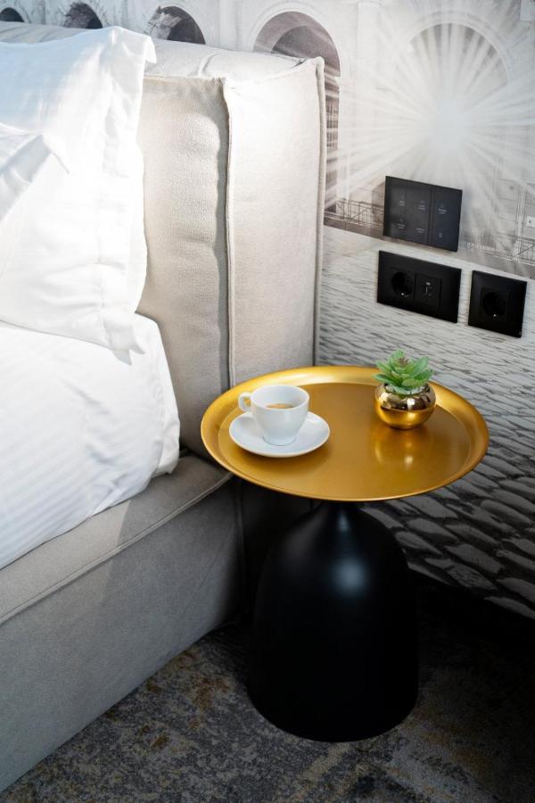 Mm Boutique Hotel Burgas ภายนอก รูปภาพ