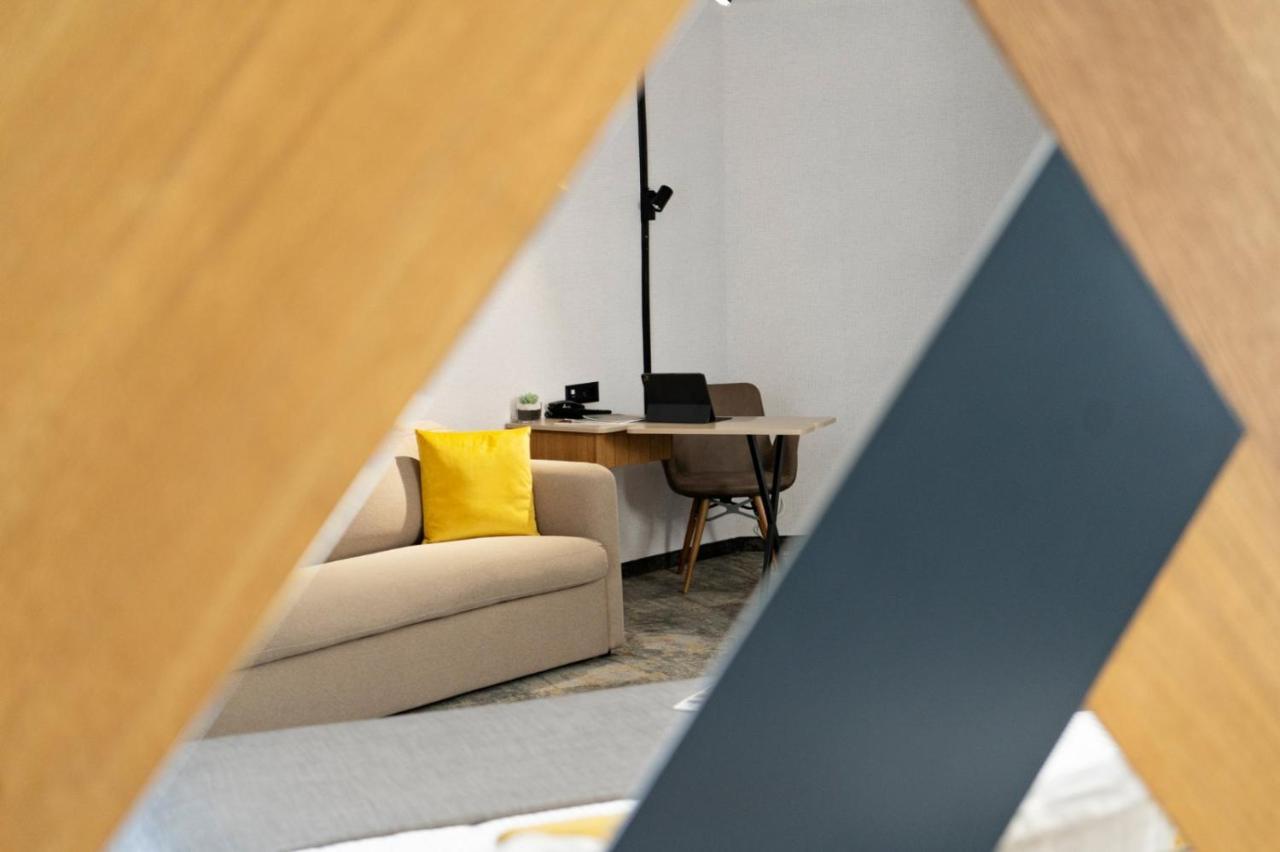 Mm Boutique Hotel Burgas ภายนอก รูปภาพ