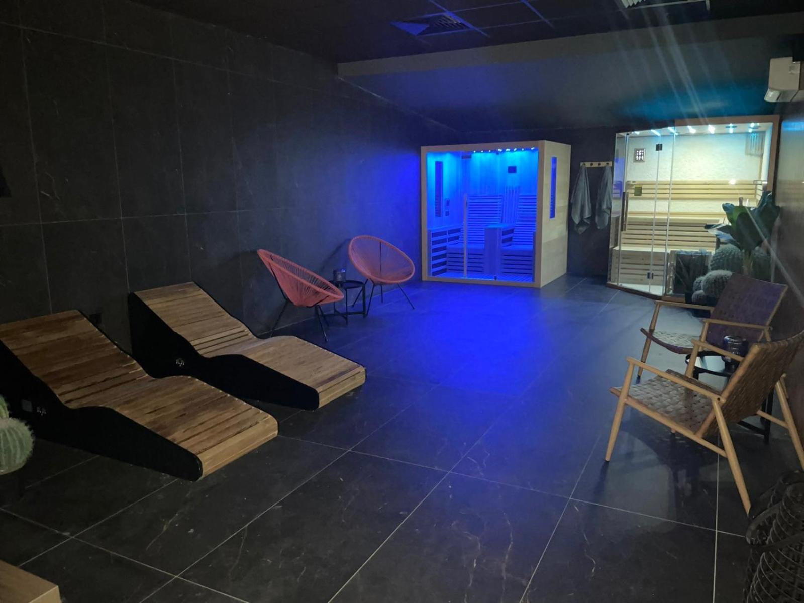 Mm Boutique Hotel Burgas ภายนอก รูปภาพ