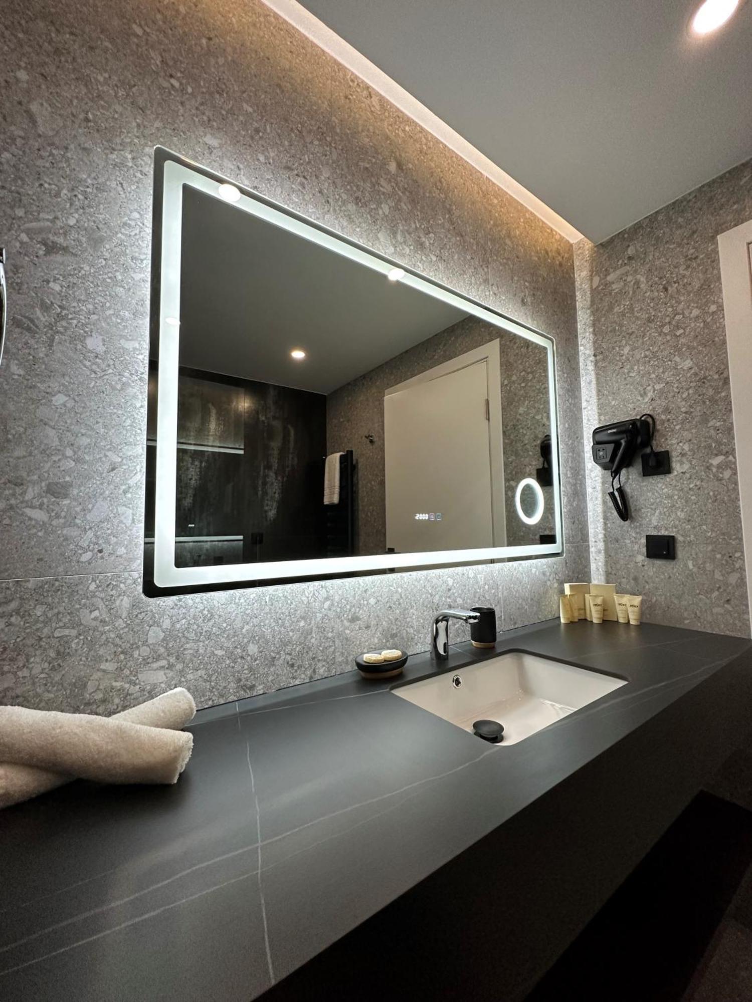 Mm Boutique Hotel Burgas ภายนอก รูปภาพ