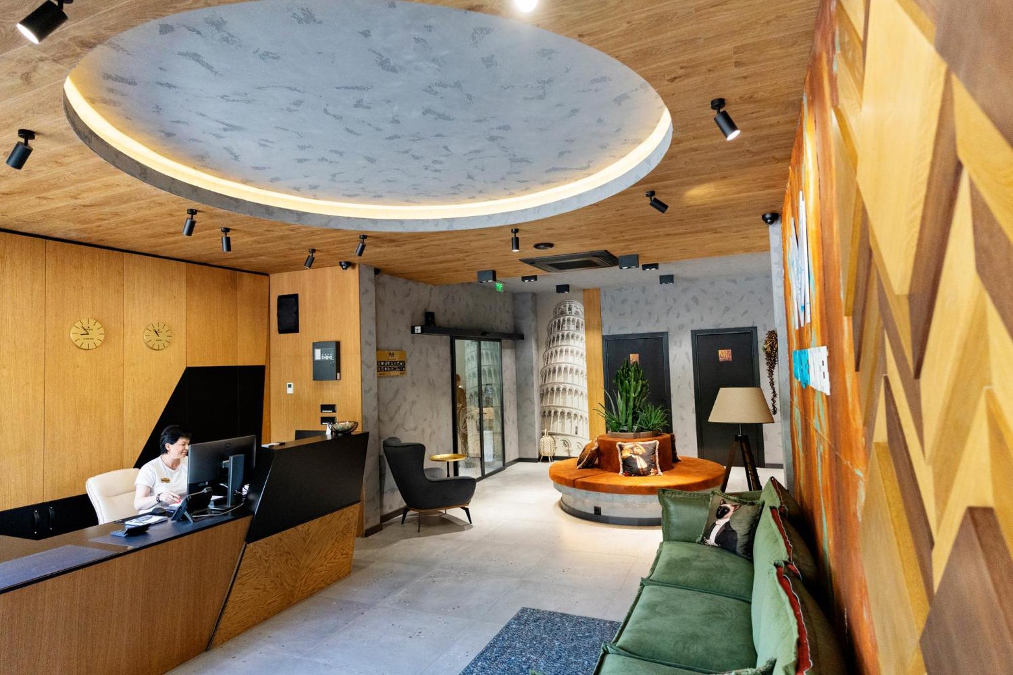 Mm Boutique Hotel Burgas ภายนอก รูปภาพ